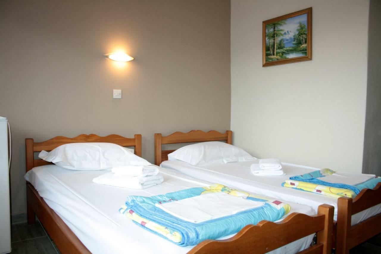 Ενοικιαζόμενα Δωμάτια Ενιπεύς- Rooms Enipeas Litochoro Exterior photo